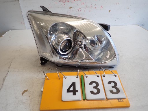 LAMPA FAR PREDNJI DESNI TOYOTA AVENSIS T25 2003-2006 ZAMJENSKI DIO LAMPA FAR PREDNJI DESNI TOYOTA AVENSIS T25 2003-2006 ZAMJENSKI DIO