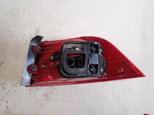LAMPA FAR ZADNJI ZADNJA  LIJEVI VW PASSAT B7 KARAVAN 3AF945095A