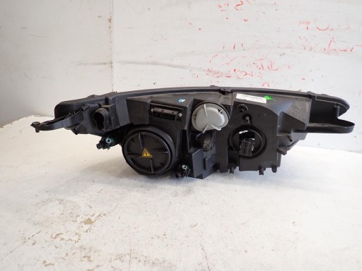 LAMPA FAR PREDNJI LIJEVI CITROEN DS4 REDIZAJN 2015- BI-XENON 9808718280