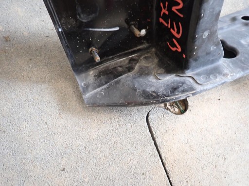 VEZNI LIM PREDNJI KIA VENGA 2009- 64101-1P000