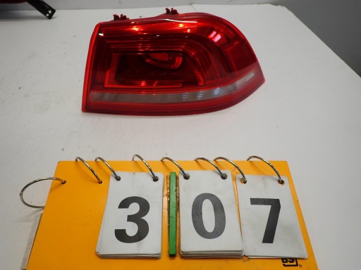 LAMPA FAR ZADNJI ZADNJA  DESNI VW EOS REDIZAJN 2011- 1Q0945096S