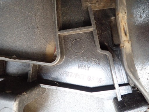 BRANIK ZADNJI AUDI R8 2006- 420807320