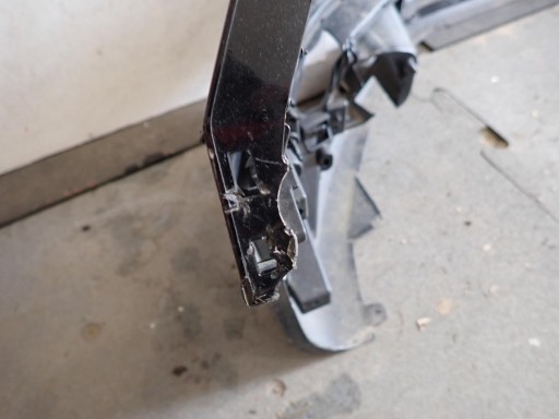 BRANIK PREDNJI RENAULT TALISMAN 2016- 620220541