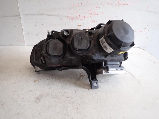 LAMPA FAR PREDNJI DESNI ALFA ROMEO 159 XENON 60683987 NOVO ORIGINAL