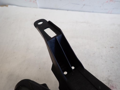 LAMPA FAR PREDNJI DESNI NISSAN PULSAR 2014-