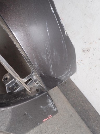 BRANIK PREDNJI VW PASSAT B6 3C0807221A
