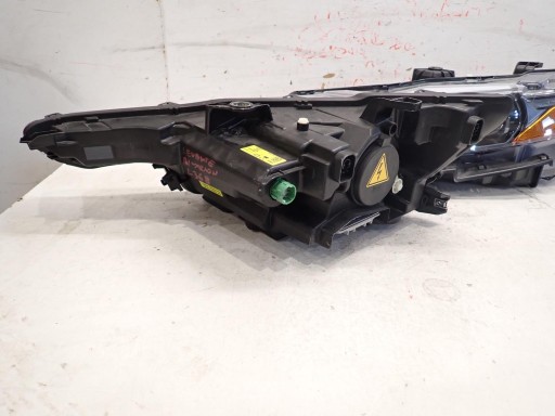 LAMPA FAR PREDNJI DESNI MASERATI LEVANTE 2016- BI-XENON 670034639 USA