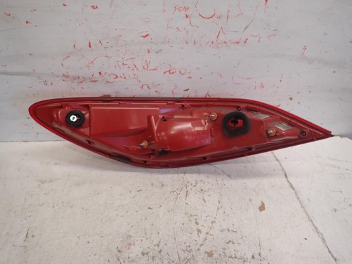 LAMPA FAR ZADNJI ZADNJA  DESNI MERCEDES CLS W218 A2189060258
