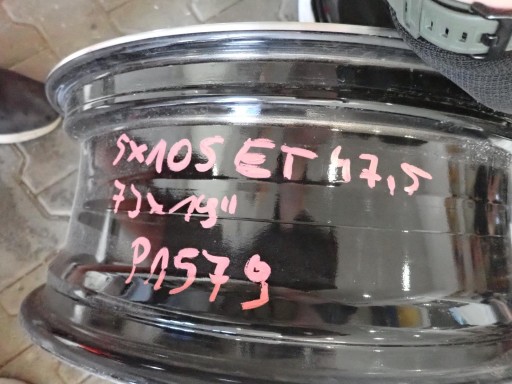ALUMINIJSKA FELGA FORD MUSTANG 5X108 ET47,5 7J 19