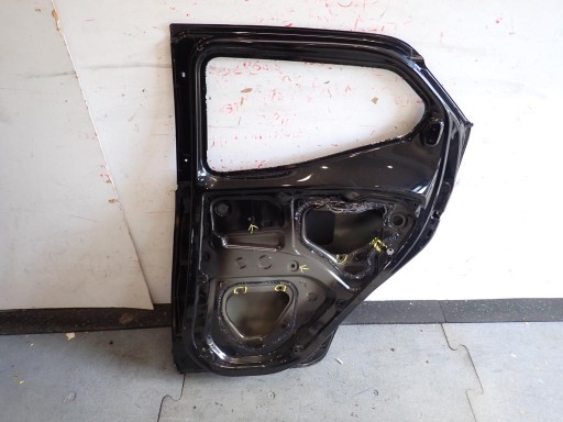 VRATA ZADNJI ZADNJA DESNA TOYOTA AYGO II 2014- VRATA ZADNJI ZADNJA DESNA TOYOTA AYGO II 2014-