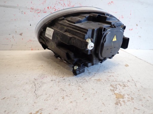 LAMPA FAR PREDNJI DESNI VW BEETLE 2011- BI-XENON 5C1941032E