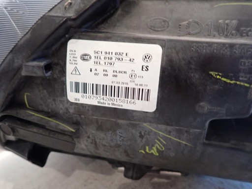 LAMPA FAR PREDNJI DESNI VW BEETLE 2011- BI-XENON 5C1941032E