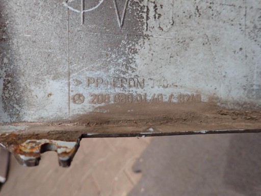 BRANIK PREDNJI MERCEDES CLK W208 REDIZAJN 1999-2002 A2088800140