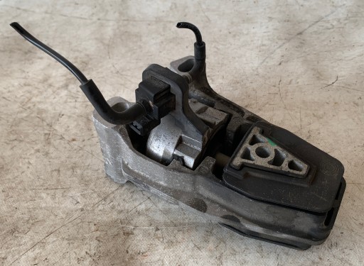 NOSAČ MOTORA CITROEN C5 III X7 3.0 HDI