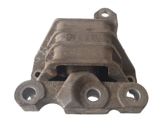 NOSAČ  MOTORA FIAT CROMA II 05- 2.2 MPI 9156944