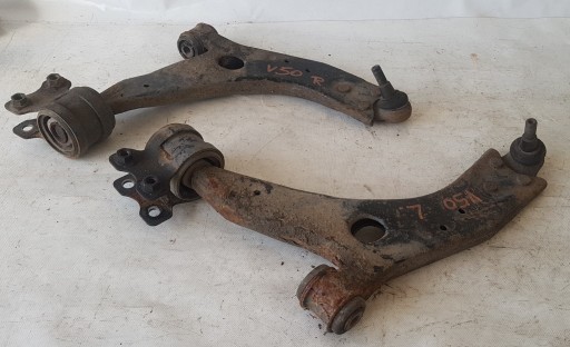 VILICA PREDNJA STRANA DESNA VOLVO V50 S40 II C30