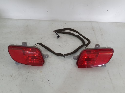 SVIJETLO DESNA STRANA LIJEVA ZADNJI ZADNJA KIA VENGA 2010- 92404-1PO 92403-1PO