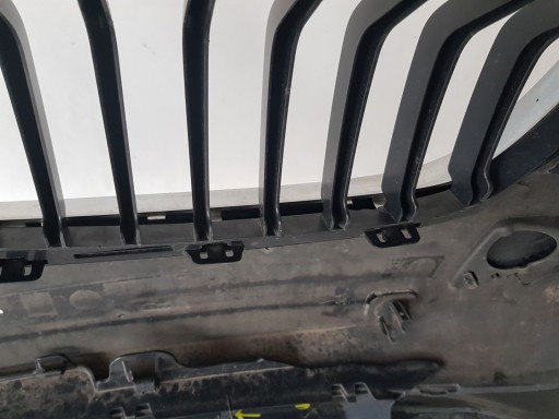 BRANIK PREDNJA STRANA BMW 3 F30 F31 SENZOR ŠPRICE MREŽICE