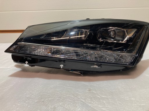 LAMPA FAR LIJEVA STRANA PREDNJA SKODA FABIA III REDIZAJN FULL LED