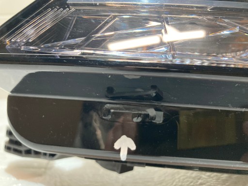 LAMPA FAR LIJEVA STRANA PREDNJA SKODA FABIA III REDIZAJN FULL LED