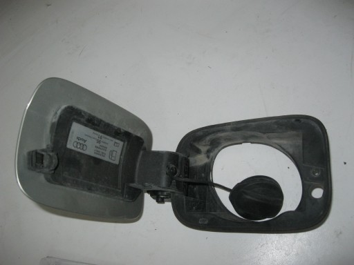 OTVOR ULJEVANJA GORIVA AUDI A4 B8 DIZEL 8K0809857