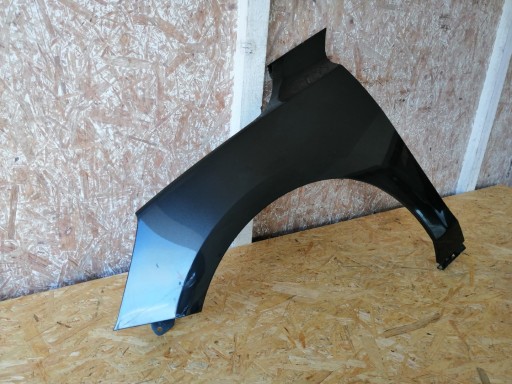 BLATOBRAN LIJEVA STRANA PREDNJA FORD FOCUS MK4 IV 18-