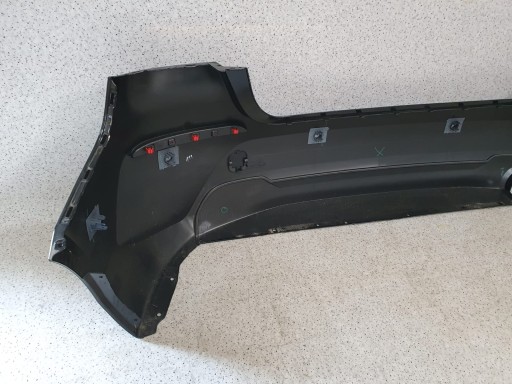 BRANIK ZADNJI BMW 1 F40 SENZOR
