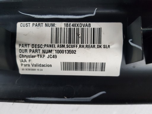 POKLOPAC PRAGA ZADNJI DESNA STRANA DODGE JOURNEY 08-