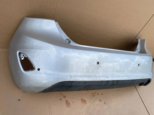 BRANIK ZADNJI FORD FIESTA MK8 17- BEZ OTVORA