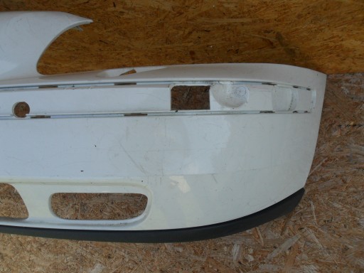 BRANIK PREDNJA STRANA VOLVO V70 II 00-04 ŠPRICE