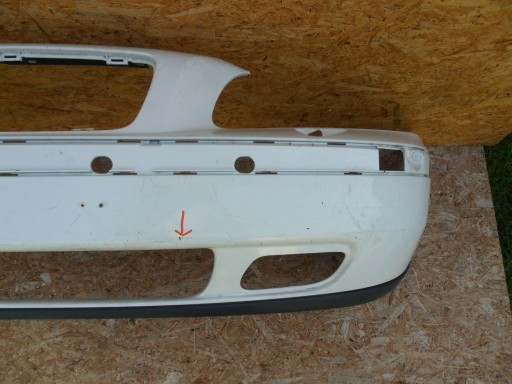 BRANIK PREDNJA STRANA VOLVO V70 II 00-04 ŠPRICE