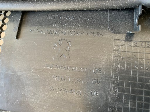 PLASTIKA BRISAČA PLASTIČNI PEUGEOT 308 II T9 98008282XT PLASTIKA BRISAČA PLASTIČNI PEUGEOT 308 II T9 98008282XT