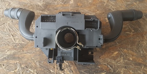 PREKIDAČ FIAT CROMA II 05-