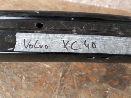GREDA BRANIKA ZADNJI VOLVO XC40 17- 31448655