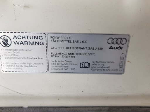HAUBA POKLOPAC MOTORA AUDI A8 D3 02-