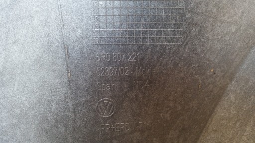 BRANIK PREDNJA STRANA VW POLO V 6R 09-14 ŠPRICE