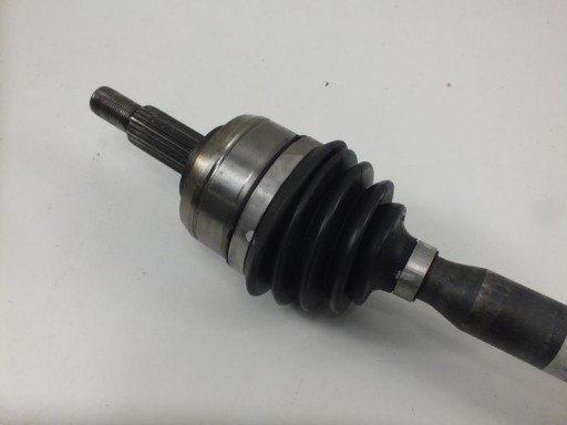 POLUOSOVINA  DESNA STRANA RENAULT MEGANE IV 1.3 TCE 391009996R
