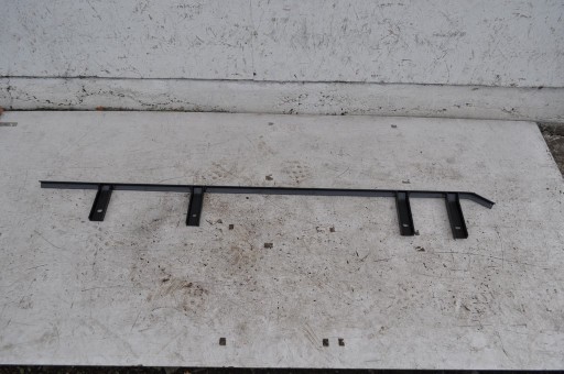 VOLVO XC60 DRŽAČ NOSAČ LAJSNE PRAG  LIJEVA STRANA