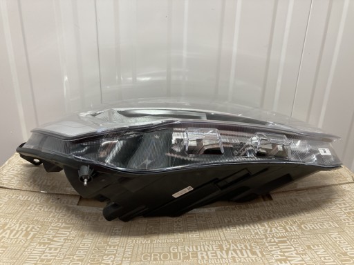 LAMPA FAR DESNA STRANA PREDNJA FORD FOCUS MK4 JX7B-13W029-AE