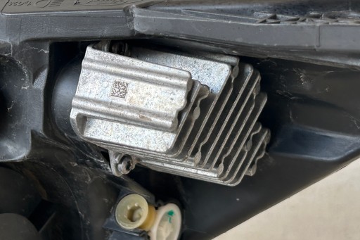 LAMPA FAR DESNA STRANA PREDNJA FORD FOCUS MK4 JX7B-13W029-AE