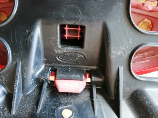 BRANIK PREDNJA STRANA FORD TRANSIT CUSTOM VRH