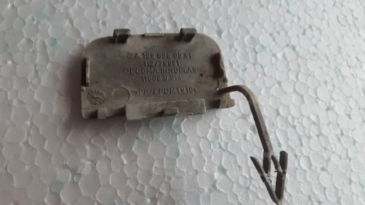 POKLOPAC OTVORA VUČE PREDNJA STRANA A1698850581 MERCEDES A W169 POKLOPAC OTVORA VUČE PREDNJA STRANA A1698850581 MERCEDES A W169