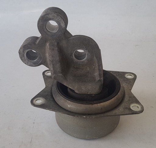 NOSAČ  MOTORA FIAT CROMA II 05- 2.2 MPI 9156924