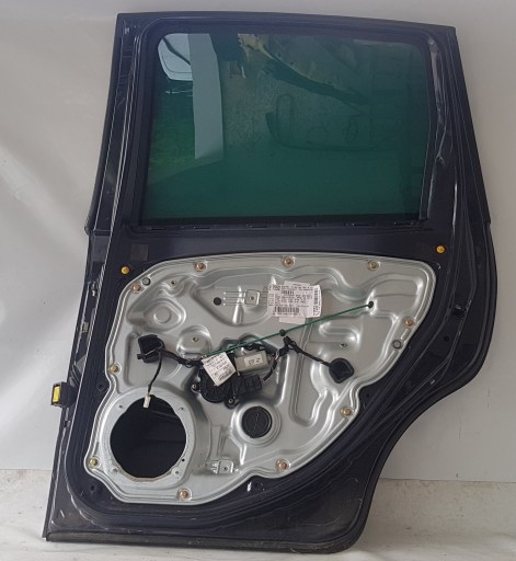 VRATA DESNA  ZADNJI ZADNJA FIAT CROMA II 05- 266/A