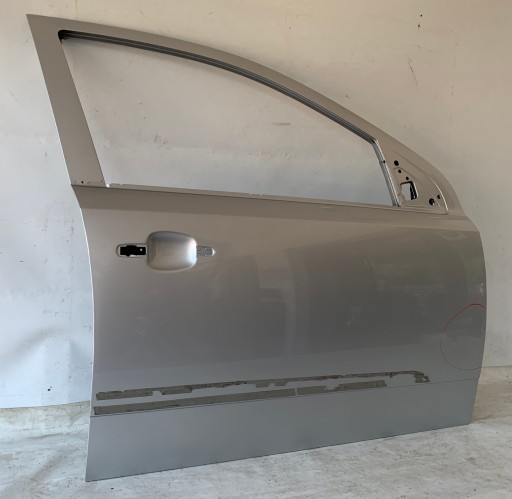 VRATA DESNA PREDNJA STRANA OPEL ASTRA H III (5 VRATA) VRATA DESNA PREDNJA STRANA OPEL ASTRA H III (5 VRATA)