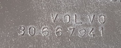 KUČIŠTE AKUMULATORA VOLVO V50 S40 II C30 30667941