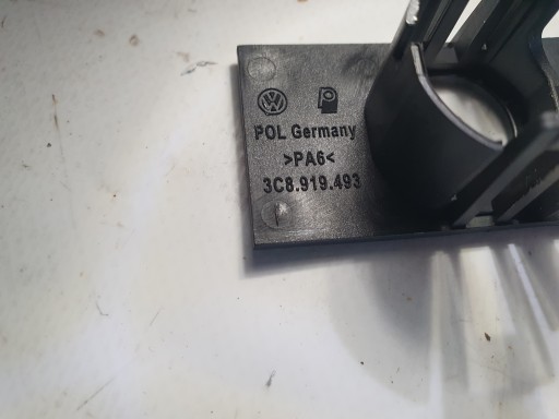 DRŽAČ SENZORA VW PASSAT CC 3C8919493