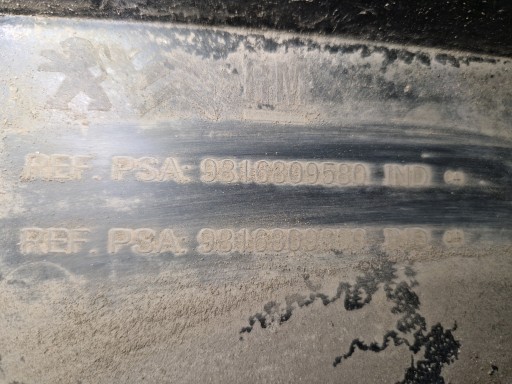 PEUGEOT PARTNER 4 IV RIFTER BERLINGO POKLOPAC ISPOD BRANIKA 9816809580