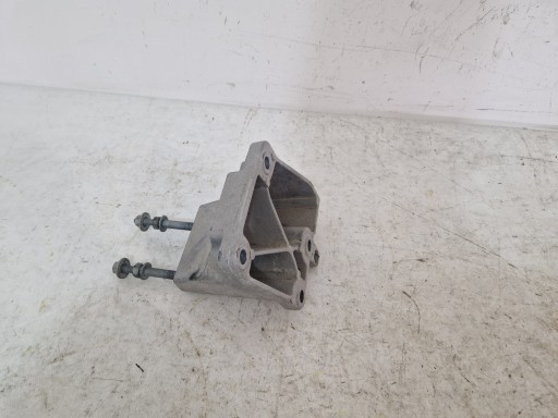 DODGE CHALLENGER CHARGER 15- 3.6 NOSAČ MOTORA DESNA STRANA 04726022AB DODGE CHALLENGER CHARGER 15- 3.6 NOSAČ MOTORA DESNA STRANA 04726022AB