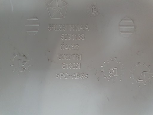 CHRYSLER PACIFICA II 16- PRETINAC SUVOZAČA POKLOPAC SZUFLADA 5RL361D2AI